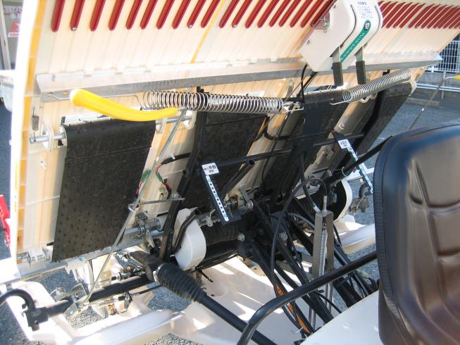 田植機 PeS-1A 写真９