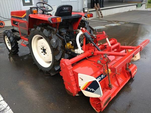 トラクター FX235D 写真４