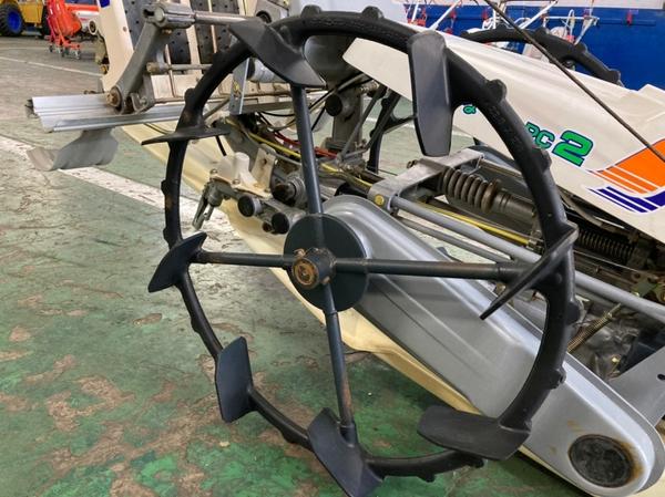 田植機 PC2D-70 写真６