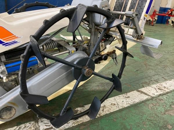 田植機 PC2D-70 写真５