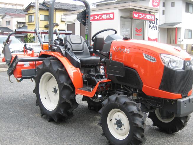 トラクター NB21SPFMARF4 写真３