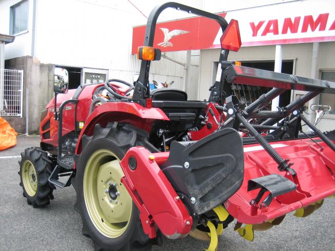 トラクター YT225A XUKS5P 写真５