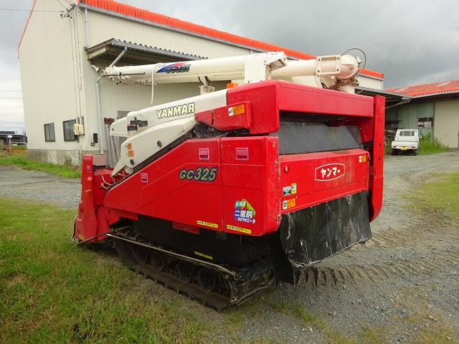 コンバイン GC325 写真７