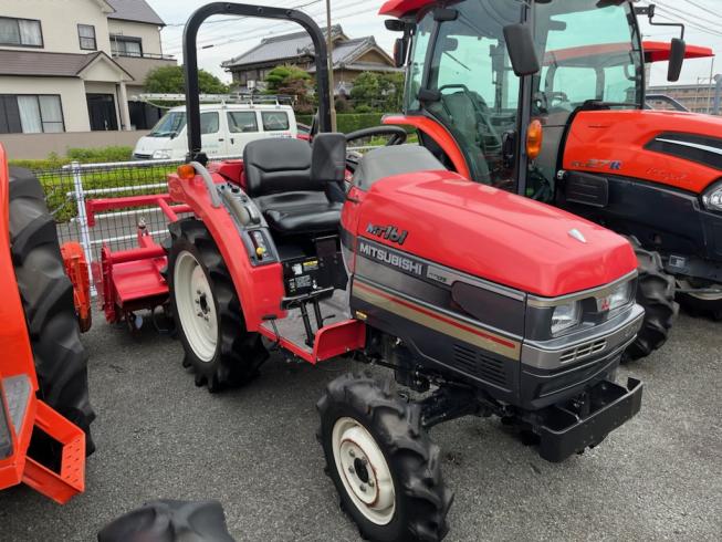 トラクター MT161 写真２