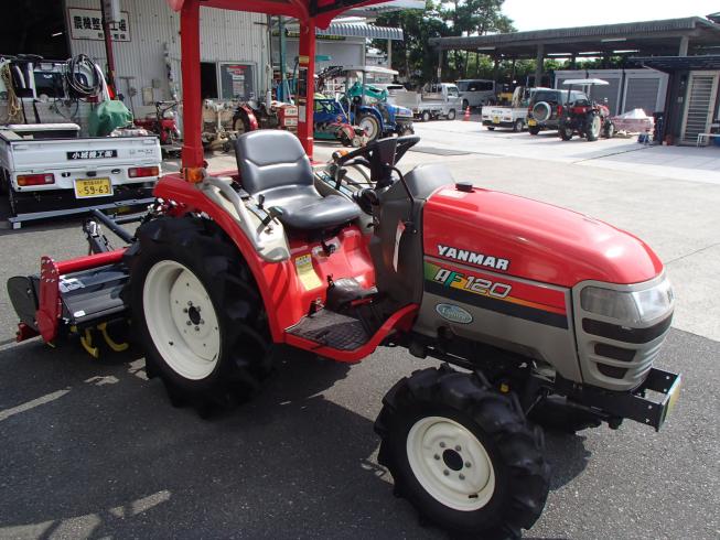 トラクター AF120L-VPUS4 写真３