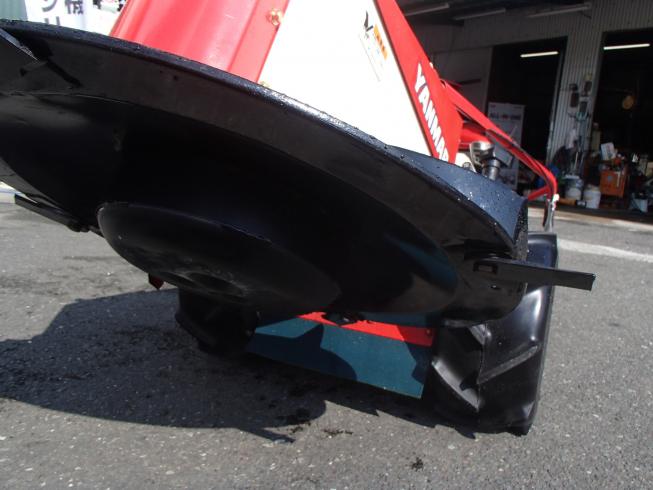 草刈機 YRM821 写真６