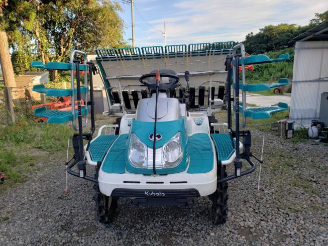 田植機 SPU650-AIT5 写真２