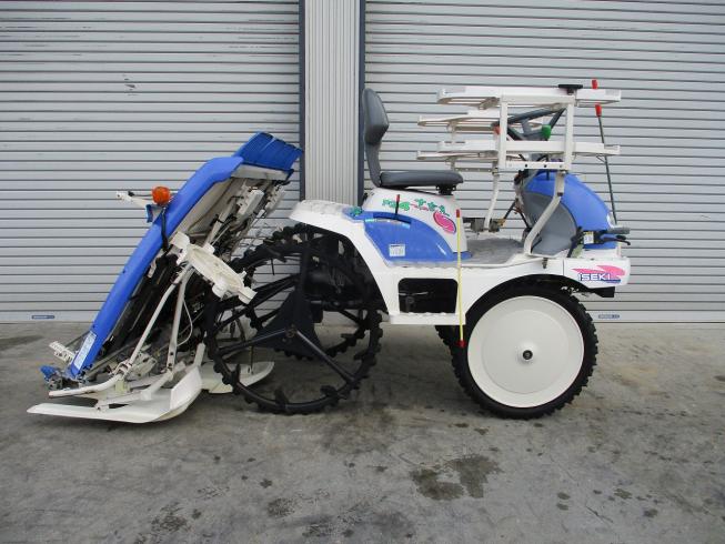 田植機 PQ4-DUHZ 写真２