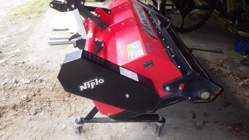 草刈機 FNC1602RF 写真３