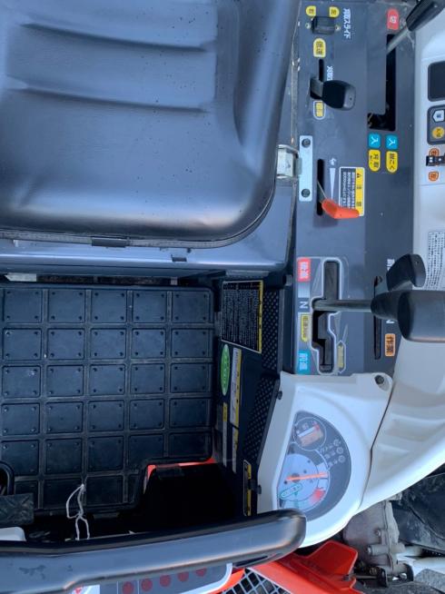 コンバイン ARN219 写真６