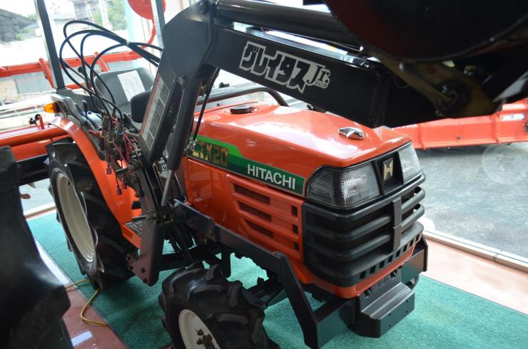 トラクター CTX20ＢＭＡＸＲＦ(クボタＧＢ２００ＢＭＡＸＲＦ三陽ｸﾞﾚｲﾀｽJR.ローダー付 写真２