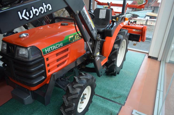 トラクター CTX20ＢＭＡＸＲＦ(クボタＧＢ２００ＢＭＡＸＲＦ三陽ｸﾞﾚｲﾀｽJR.ローダー付 写真３