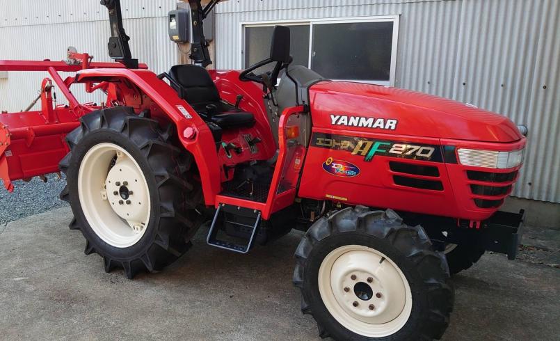 トラクター AF270 写真２