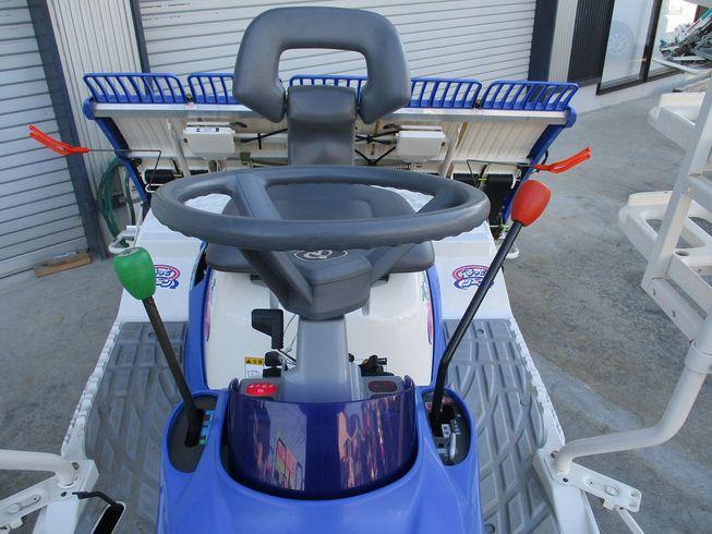 田植機 PQ5DU 写真５