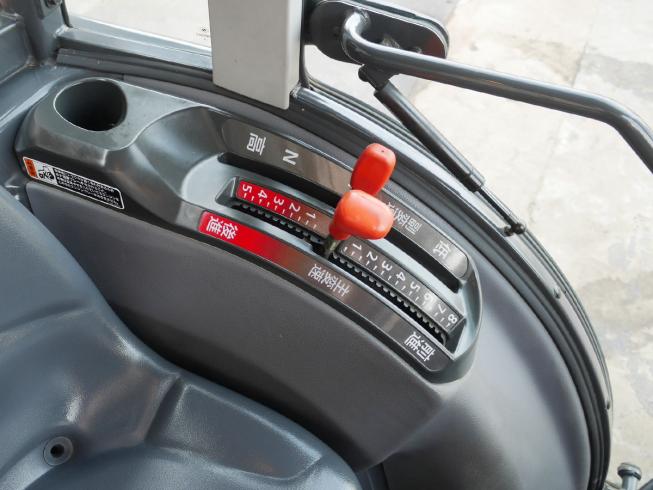 トラクター KT305 写真７