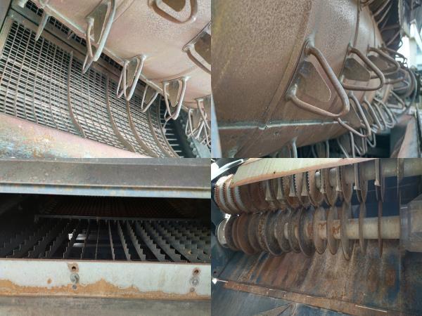 コンバイン WR698 写真６