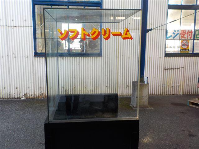 ショーケース 不明 写真５