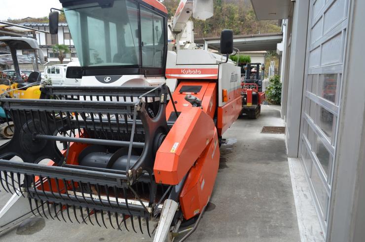 普通型コンバイン ARH380G-CG 写真３