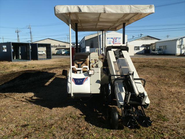 収穫機 HC141 写真５