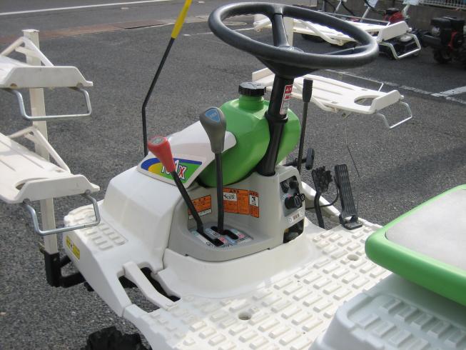 田植機 Pe-1X 写真８