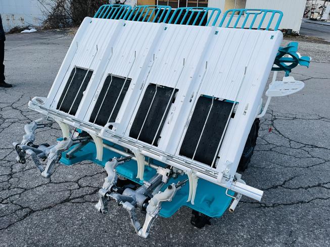 田植機 EP4-S 写真４