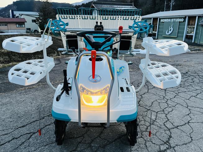 田植機 EP4-S 写真３