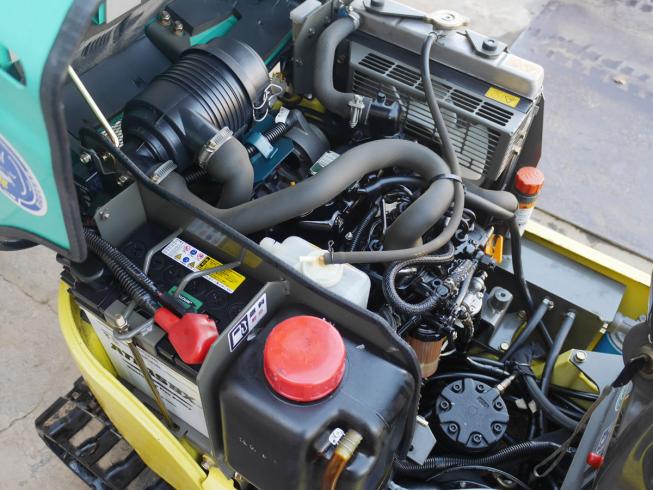 バックホー SV08 写真７