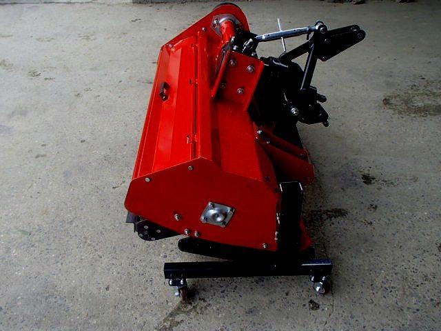 草刈機 MB125(Y) (刈り取幅 1,229mm) 写真２