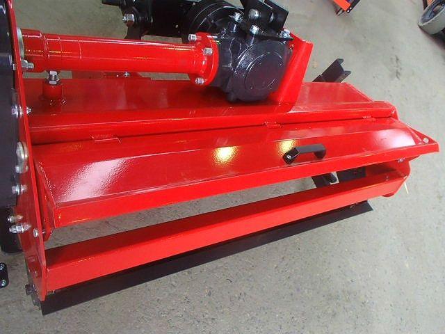 草刈機 MB125(Y) (刈り取幅 1,229mm) 写真３