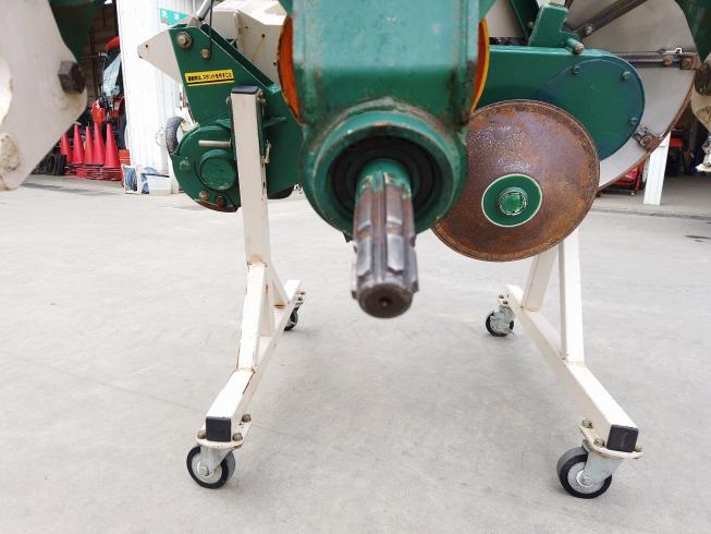 畦塗機 【手動リバース】KN207Eカドヌール　クボタヒッチ 写真７