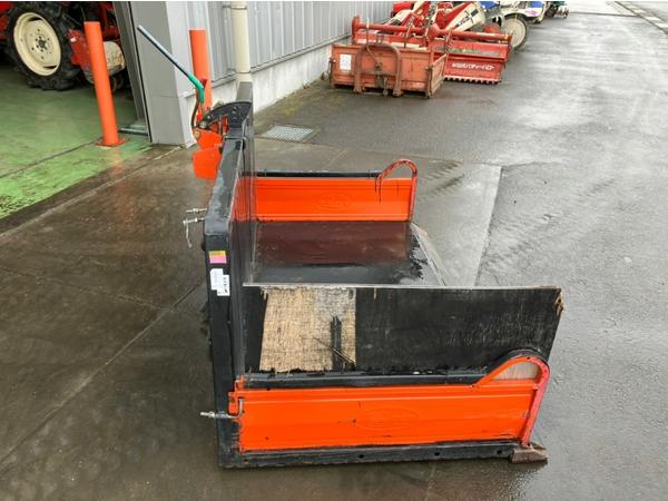 トラクターダンプ 不明 写真４