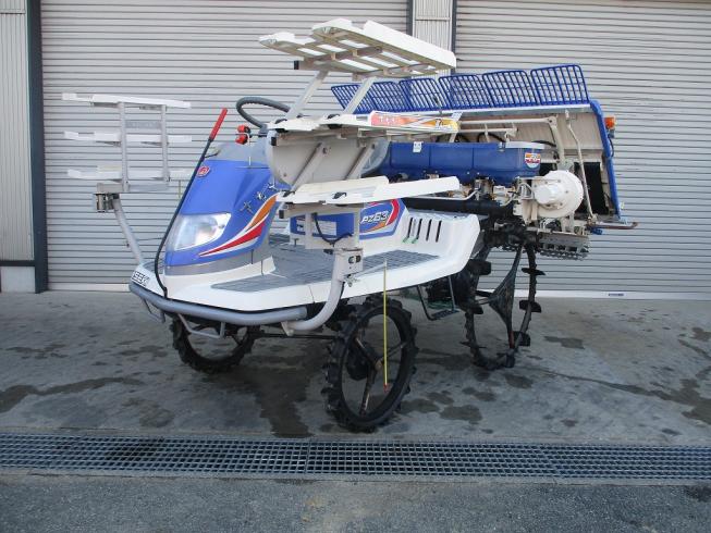 田植機 PZ63ｰHGRLF 写真４