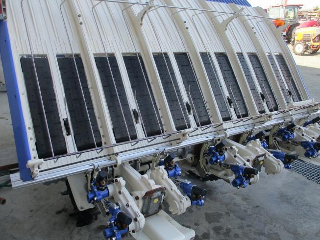 田植機 PZ63ｰHGRLF 写真３