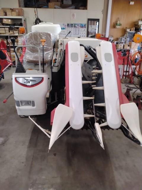 コンバイン Ee213 写真２