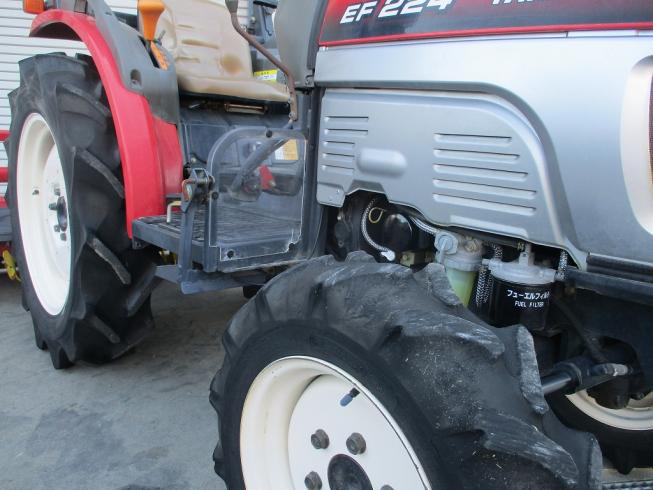 トラクター EF224 写真２