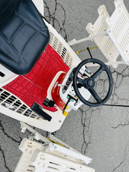 田植機 RJ4 写真７