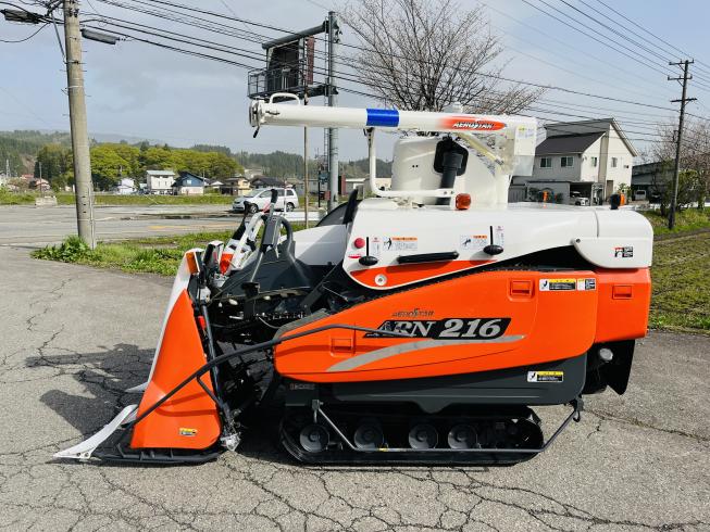 コンバイン ARN216-GLW 写真６