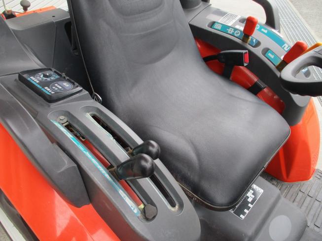 トラクター KB18 写真７