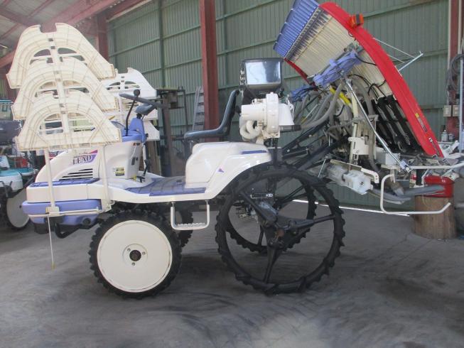 田植機 LV5A 写真５