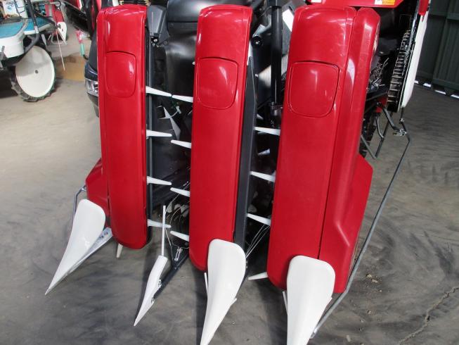 コンバイン YH320 写真３