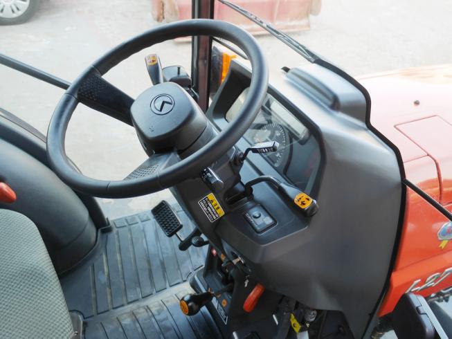 トラクター L270D 写真５