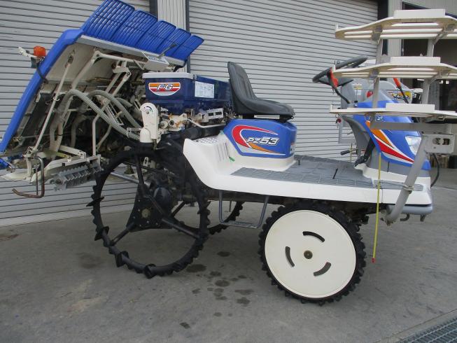 田植機 PZ53ｰHVRLF 写真２