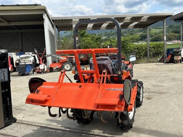 トラクター GB175MABSP 写真２