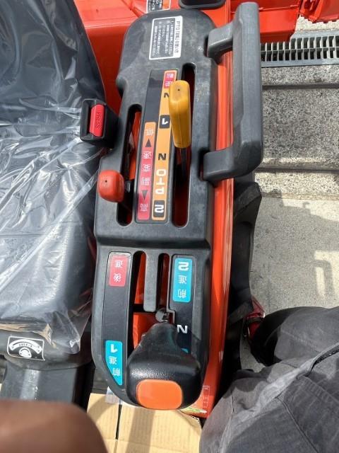 トラクター GB175MABSP 写真４