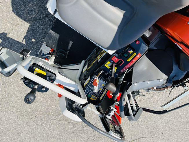 コンバイン ER213NG-W 写真９