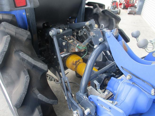 トラクター TH235－Q 写真７