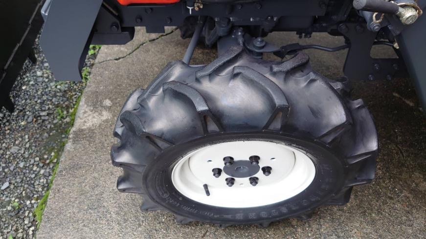 トラクター GB180 写真７