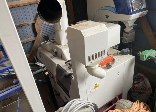 籾摺機 MR3α 写真２