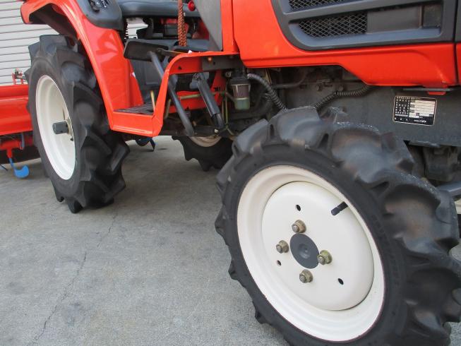 トラクター GB135(GB130) 写真２