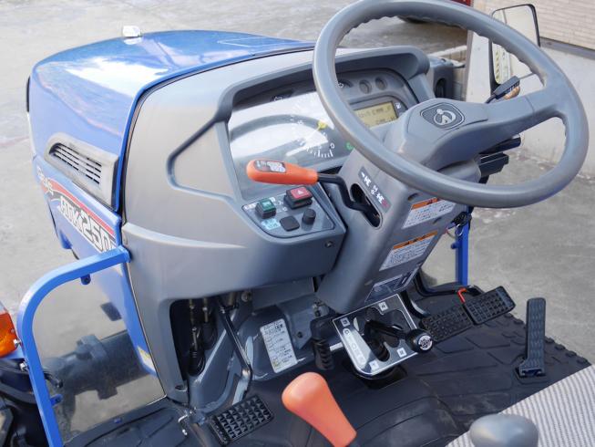 トラクター ATK250 写真５